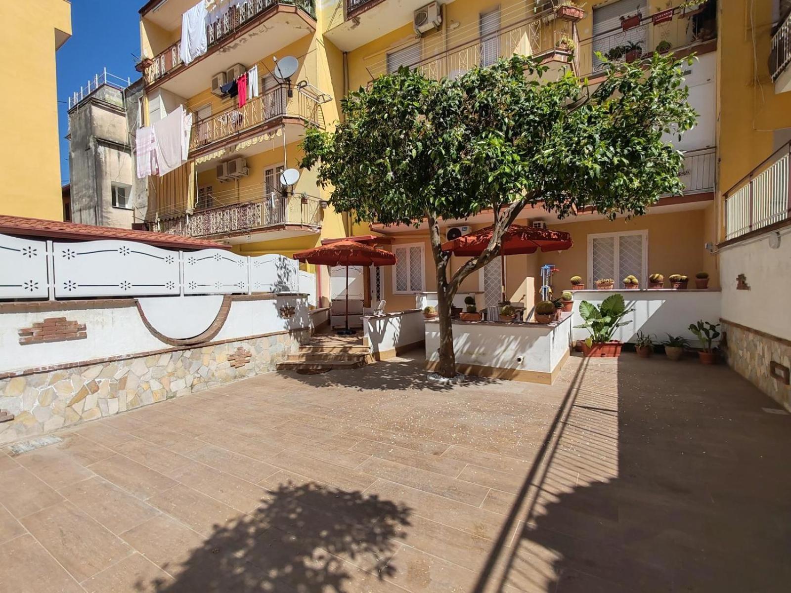 Double Free Parking Anna Verra Cottage Marano di Napoli Екстер'єр фото